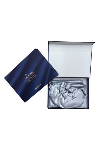 💤 طقم ساتان فاخر – Satin Pillowcase & Eye Mask Set  وجة مخدات2 ربطه شعر 1 ماسك نوم1