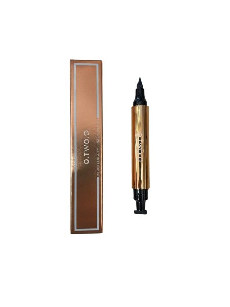 O.TWO.O Miraculous Cat Eye Stamp Eyeliner Pen – قلم آيلاينر أوتو أو بختم الكات آي